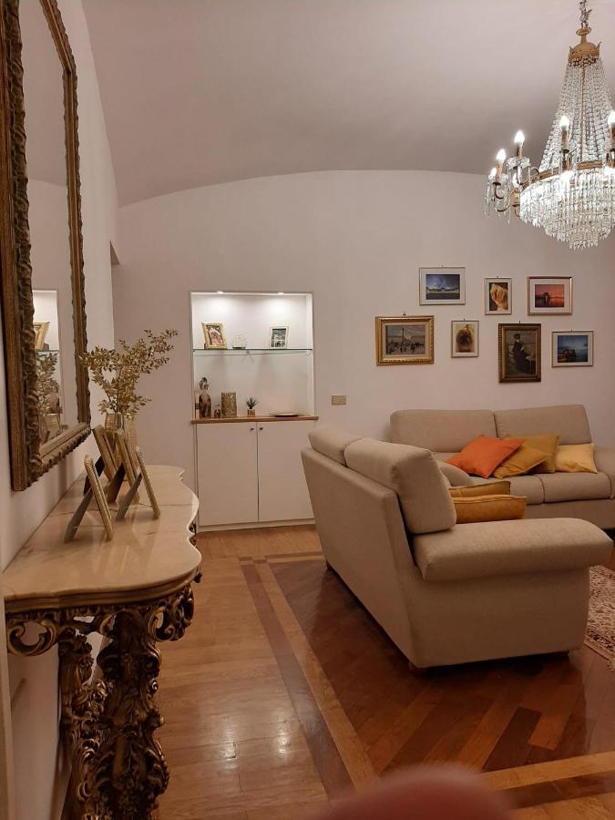La Casa Di Francesca Hotell Neapel Exteriör bild